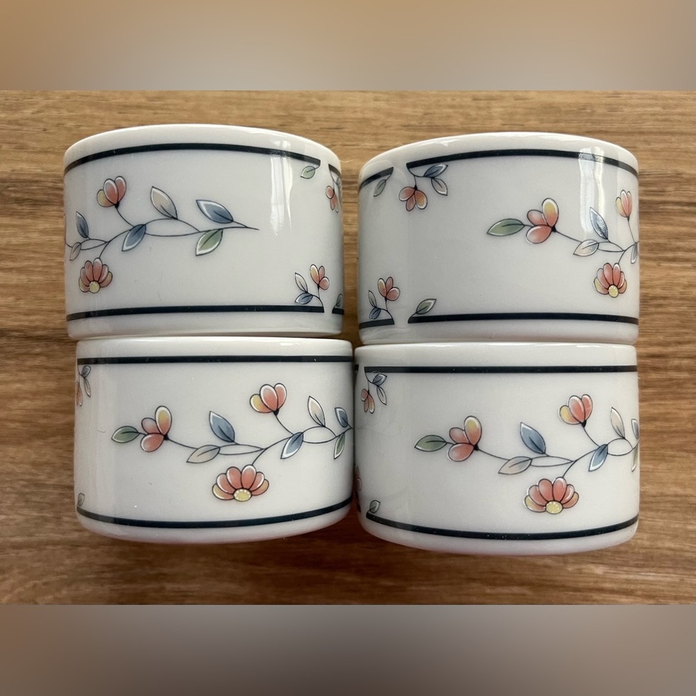 Vintage Set of 4 Porcelain Floral Napkin Rings PRINCESS HOUSE Made in Japan
